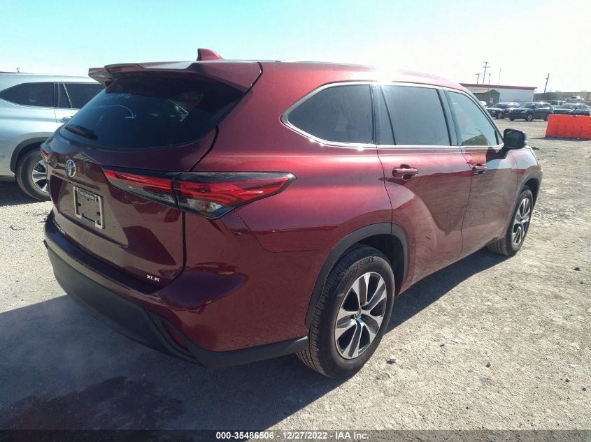 2022 TOYOTA HIGHLANDER XLE VIN: 5TDGZRAH0NS549117