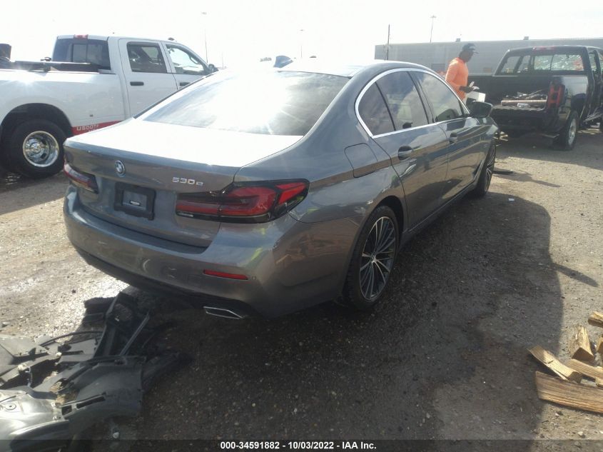 2022 BMW 5 SERIES 530E VIN: WBA13AG0XNCK18778