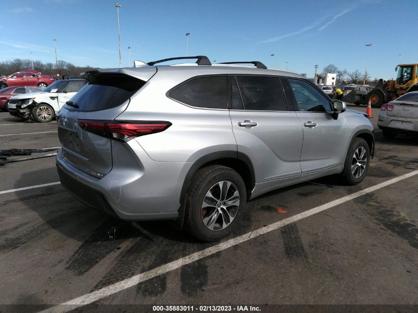 2022 TOYOTA HIGHLANDER XLE VIN: 5TDGZRBH9NS205266
