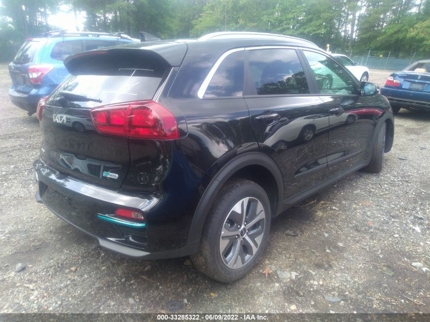 2022 KIA NIRO EV EX VIN: KNDCC3LG2N5132072