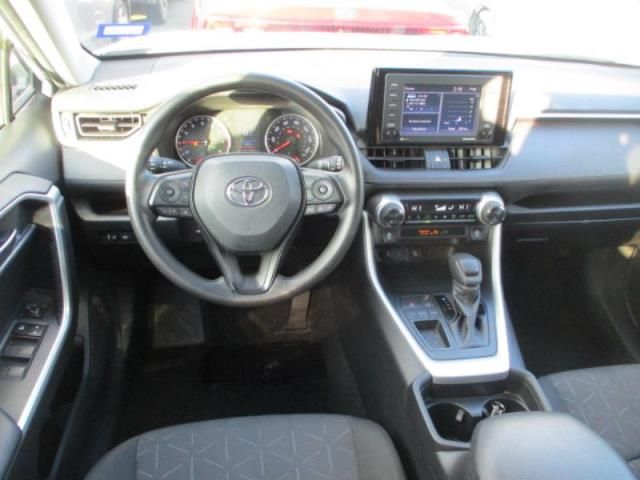 2021 TOYOTA RAV4 XLE VIN: 2T3W1RFV5MW133952