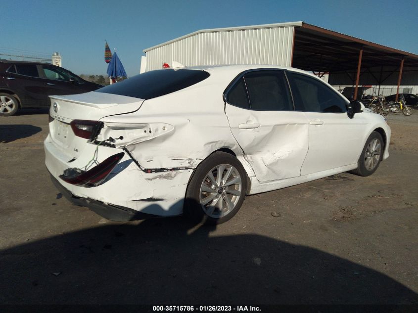 2022 TOYOTA CAMRY LE VIN: 4T1C11AK5NU689643