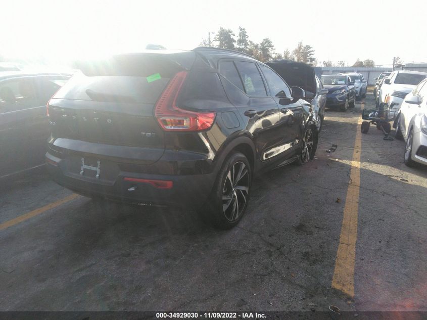 2021 VOLVO XC40 R-DESIGN VIN: YV4162UM5M2449533