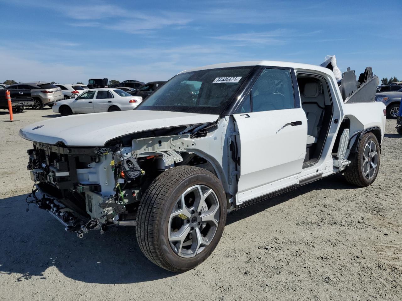 2024 RIVIAN R1T ADVENTURE VIN:7FCTGCAA9RN030318