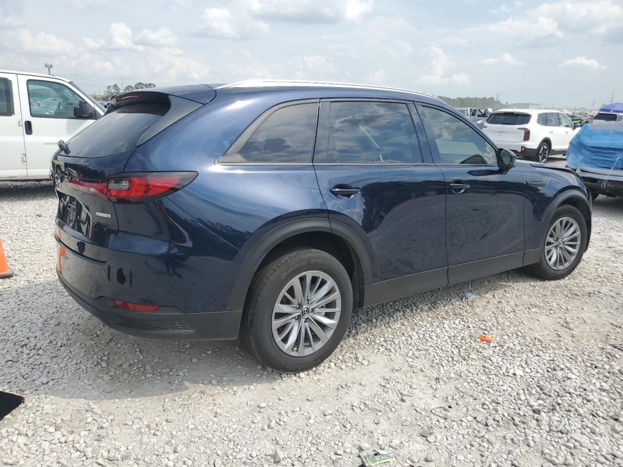 2024 MAZDA CX-90 PREFERRED VIN:JM3KKBHD1R1117221