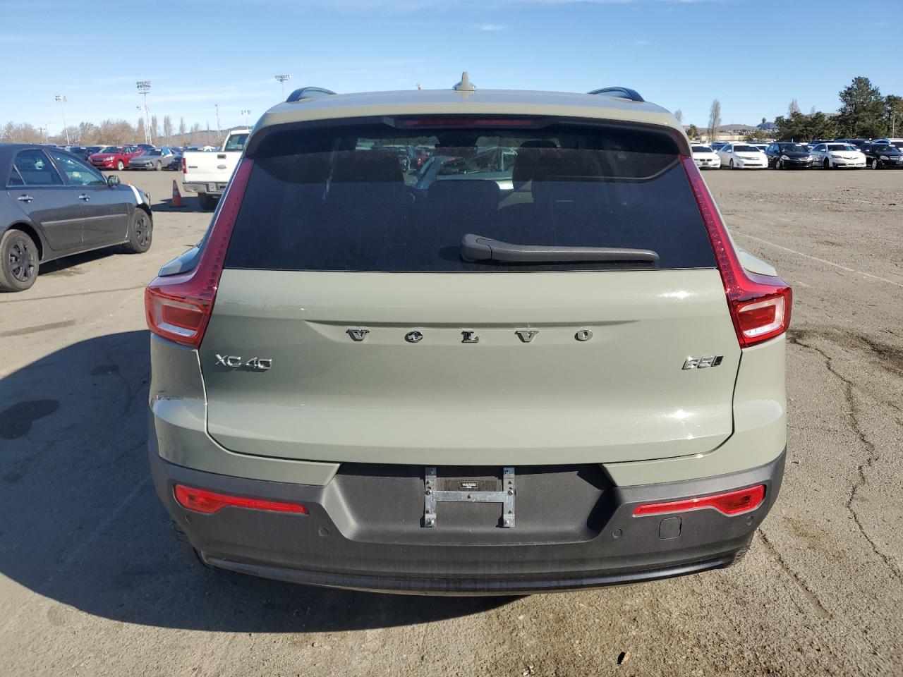 2024 VOLVO XC40 PLUS VIN:YV4L12UL7R2372833