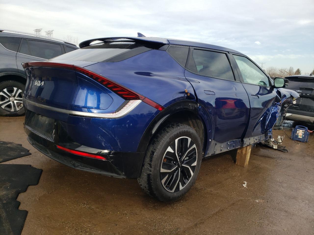 2023 KIA EV6 LIGHT VIN:KNDC34LA8P5157305