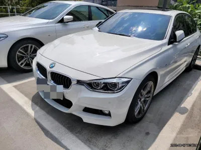 2018 BMW 320 VIN:
