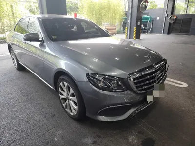 2018 Mercedes-Benz E 300 VIN: