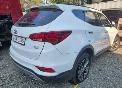 2018 Hyundai Santa FE KMHSW81UDJU828557 VIN:KMHSW81UDJU828557