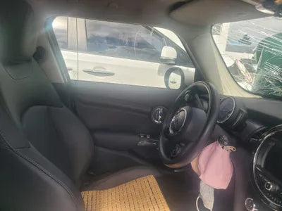 2021 MINI Cooper WMWXV7106M2N70129 VIN:WMWXV7106M2N70129