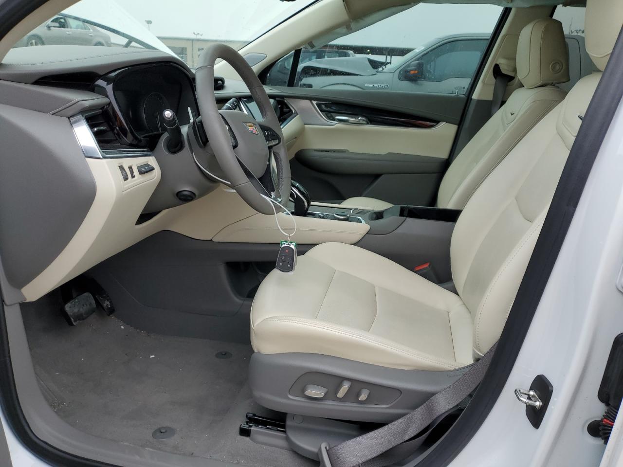 2024 CADILLAC XT6 PREMIUM LUXURY VIN:1GYKPCRS2RZ717884