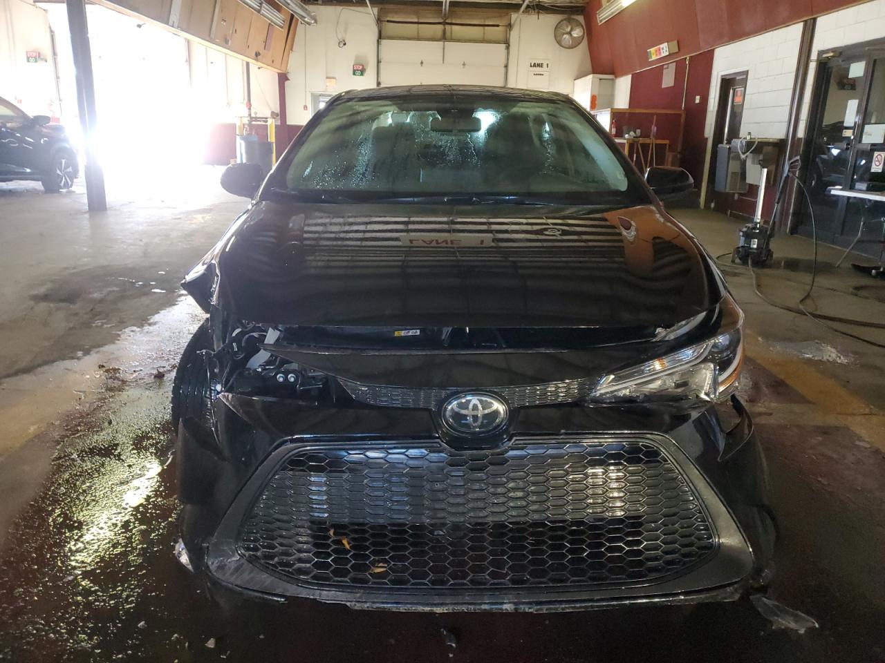 2022 TOYOTA COROLLA LE VIN:5YFEPMAE5NP335450