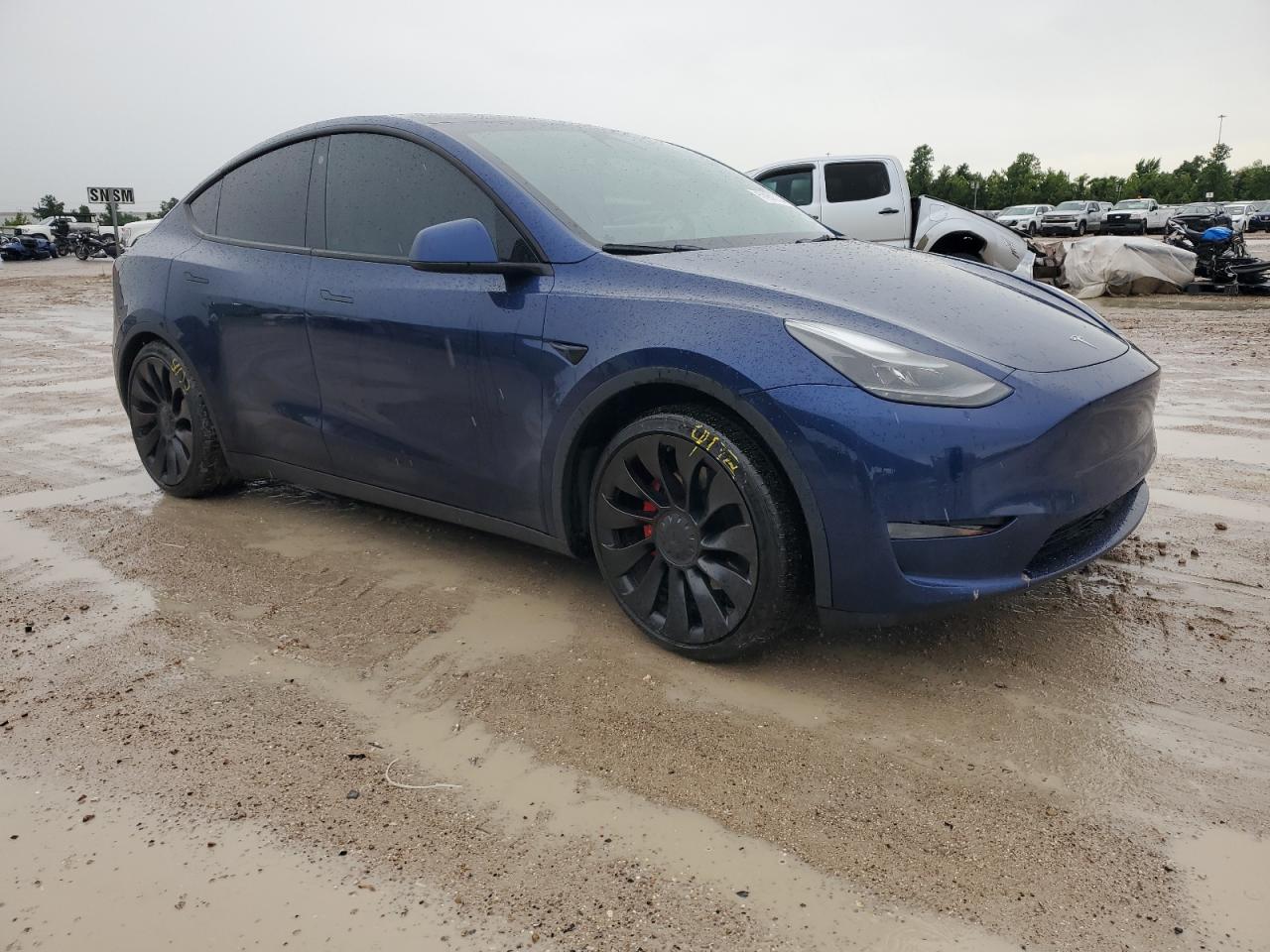 2022 TESLA MODEL Y  VIN:7SAYGDEF7NF392196