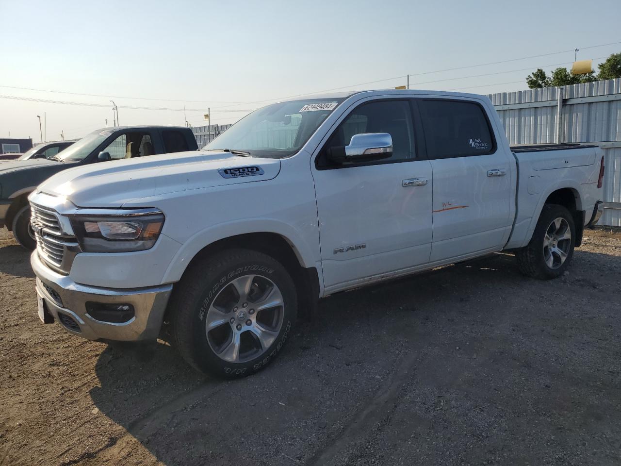 2022 RAM 1500 LARAMIE VIN:1C6SRFJT7NN213748