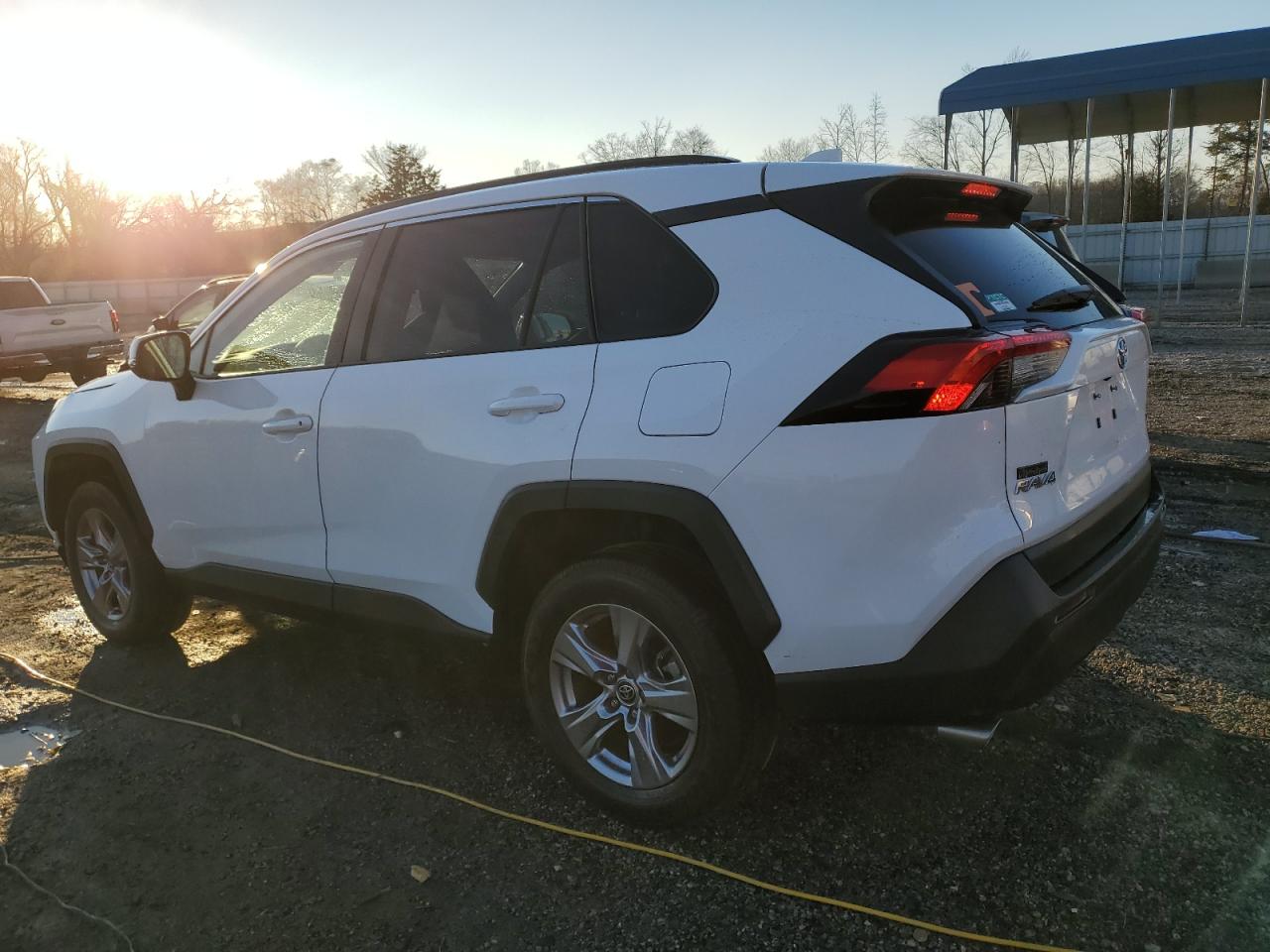 2022 TOYOTA RAV4 XLE VIN:2T3W1RFVXNC201438