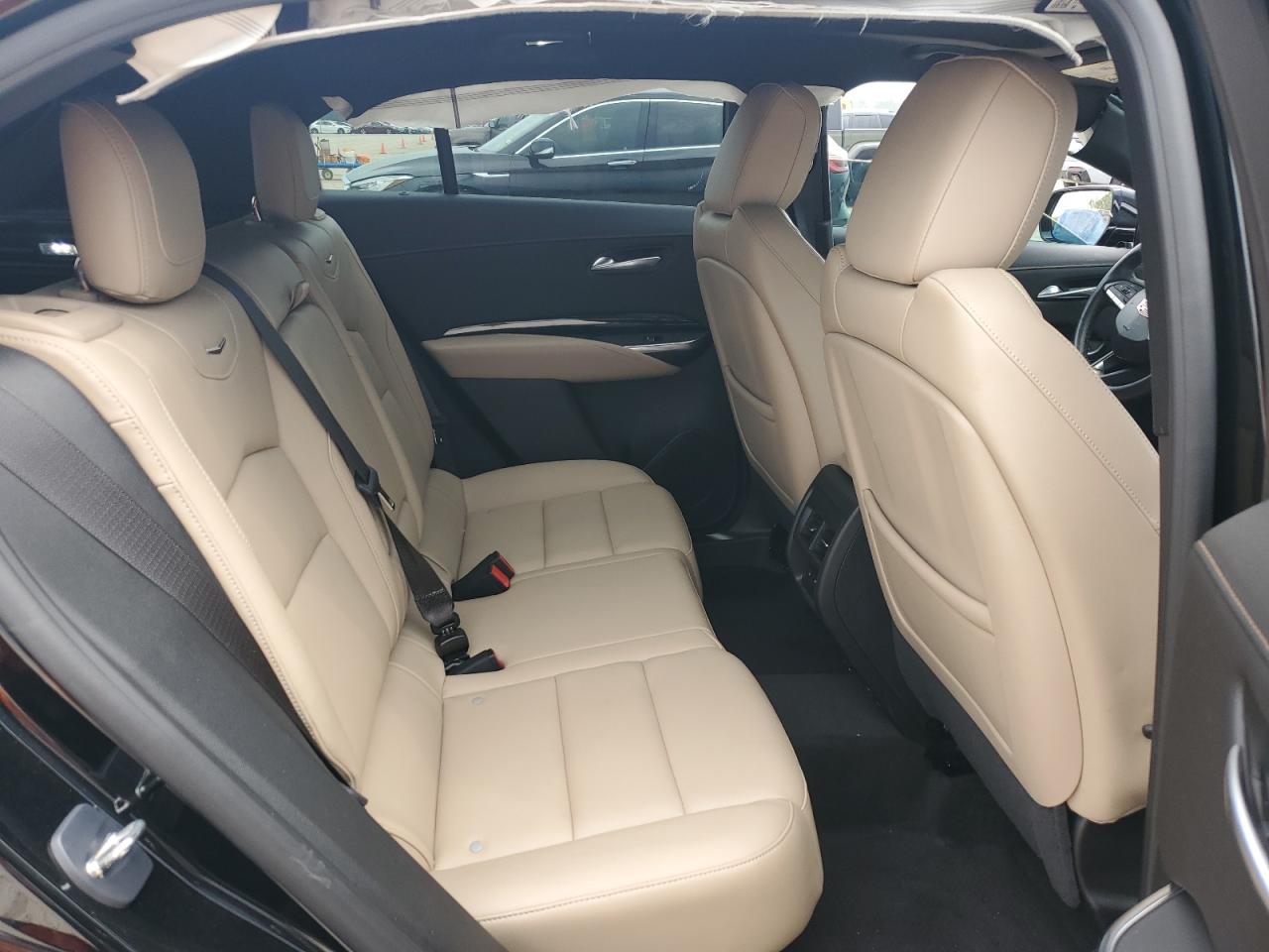 2024 CADILLAC XT4 LUXURY VIN:1GYAZAR44RF111032