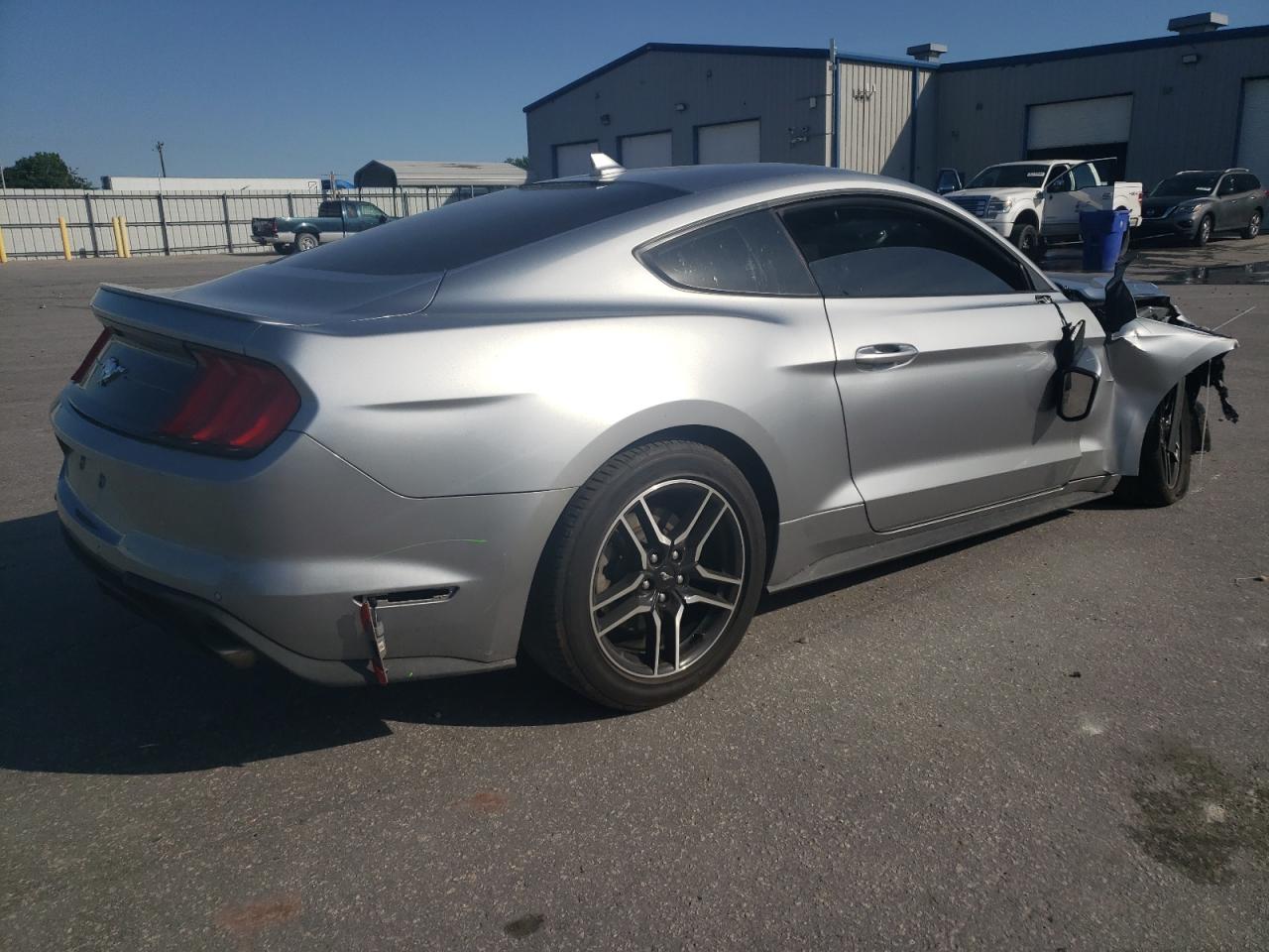 2022 FORD MUSTANG  VIN:1FA6P8TH8N5100773