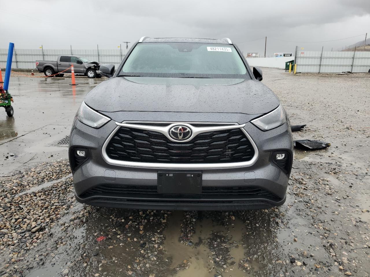2022 TOYOTA HIGHLANDER XLE VIN:5TDGZRBH4NS227658