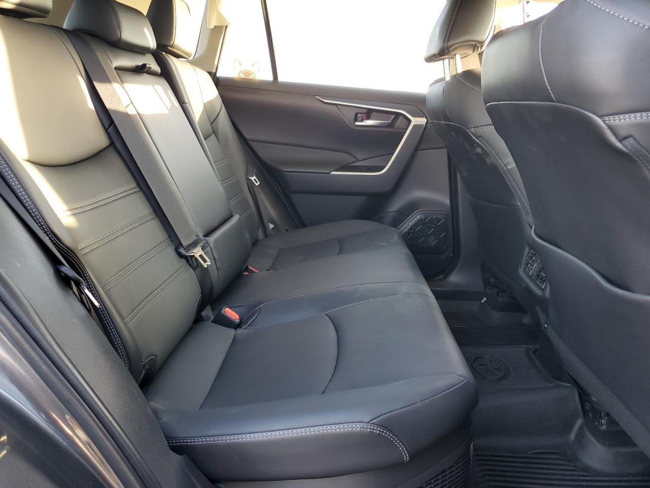 2022 TOYOTA RAV4 XLE PREMIUM VIN:4T3B6RFV0NU080059