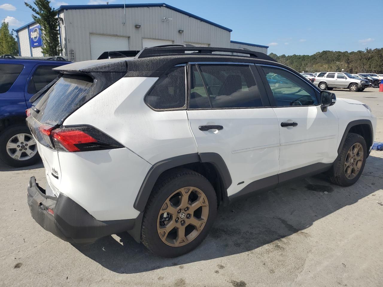 2024 TOYOTA RAV4 WOODLAND EDITION VIN:2T3UWRFV6RW236393