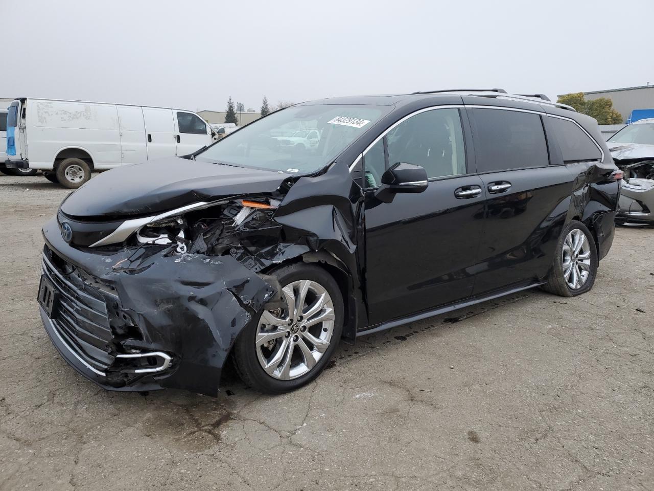 2022 TOYOTA SIENNA LIMITED VIN:5TDERKEC2NS094476