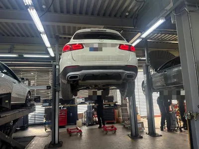 2021 Mercedes-Benz GLC 300 VIN: