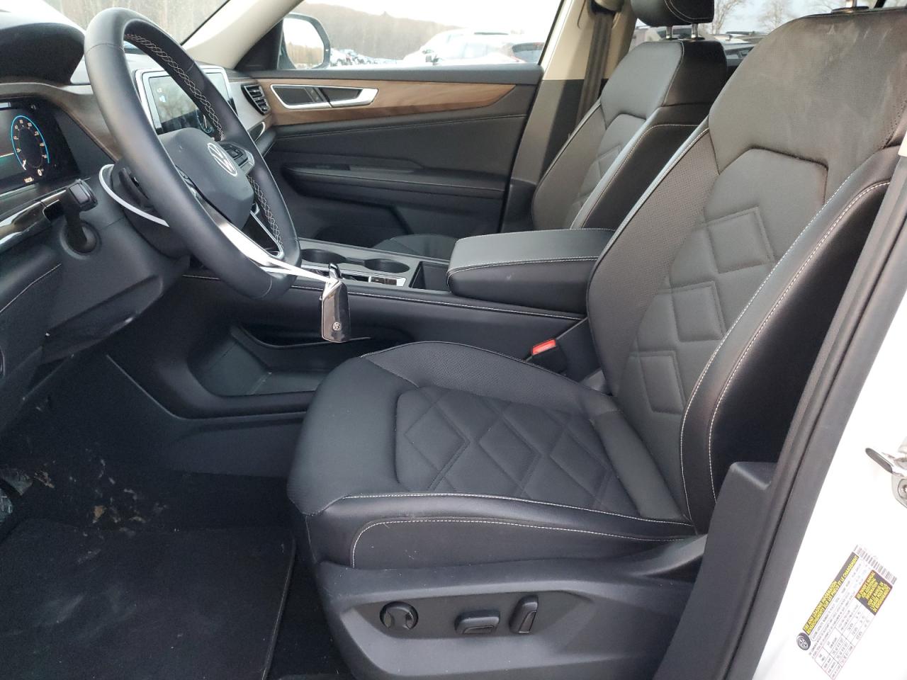 2024 VOLKSWAGEN ATLAS SE VIN:1V2DR2CA3RC535759