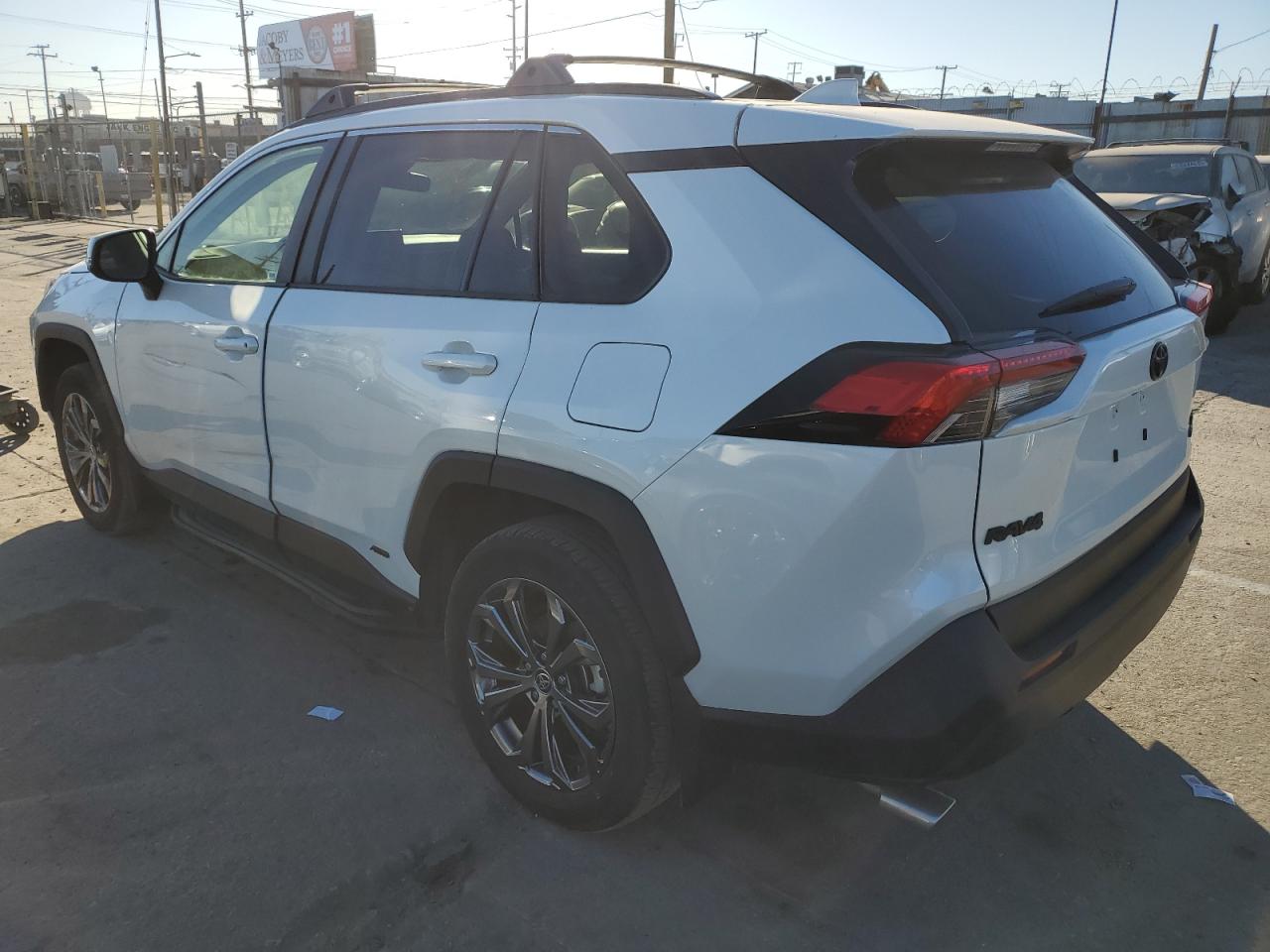 2022 TOYOTA RAV4 XLE PREMIUM VIN:JTMB6RFV3ND076908
