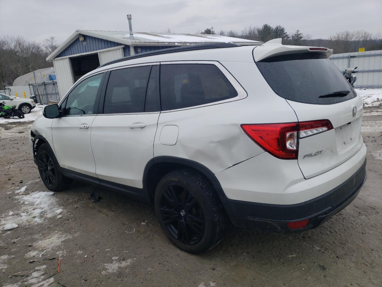 2022 HONDA PILOT SE VIN:5FNYF6H24NB051326