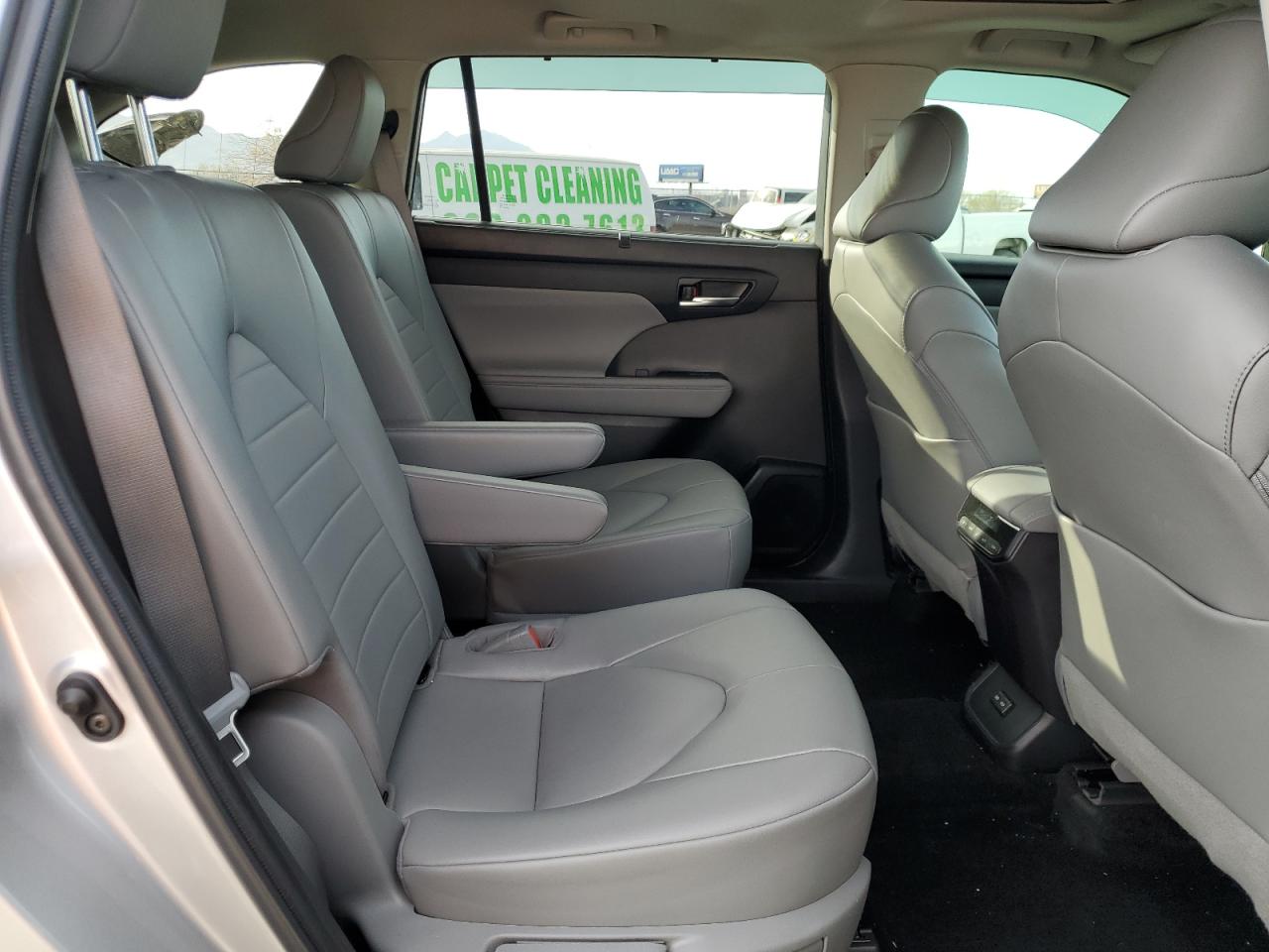2022 TOYOTA HIGHLANDER XLE VIN:5TDHZRBH1NS586955