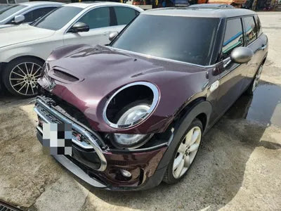 2016 MINI Clubman VIN: