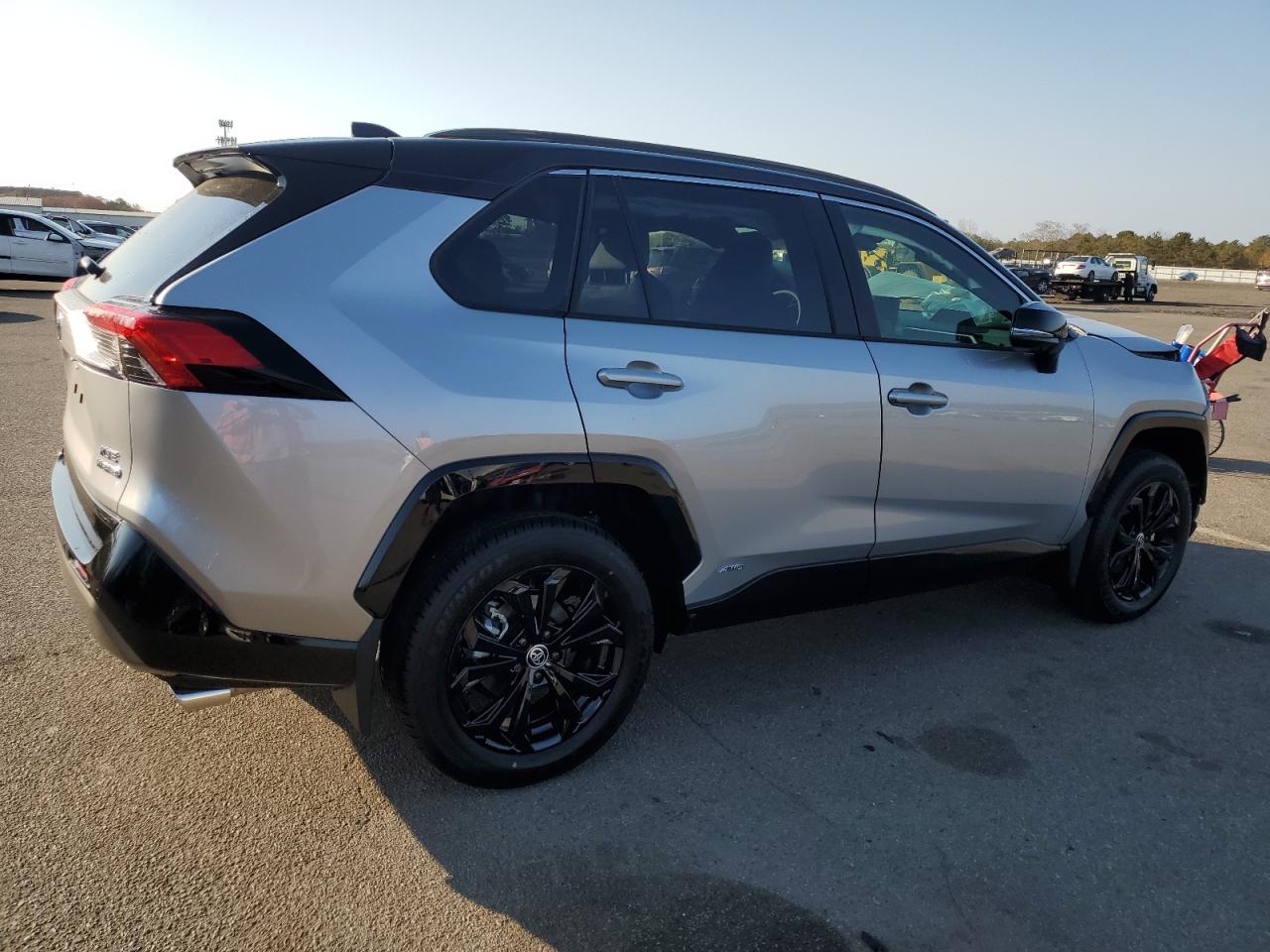 2024 TOYOTA RAV4 XSE VIN:JTME6RFV5RJ058611