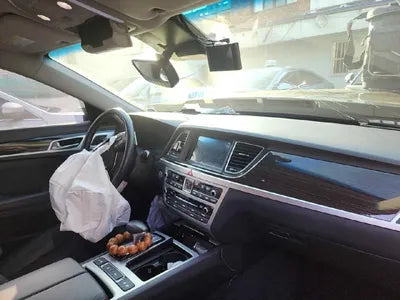 2016 Genesis G80 VIN: