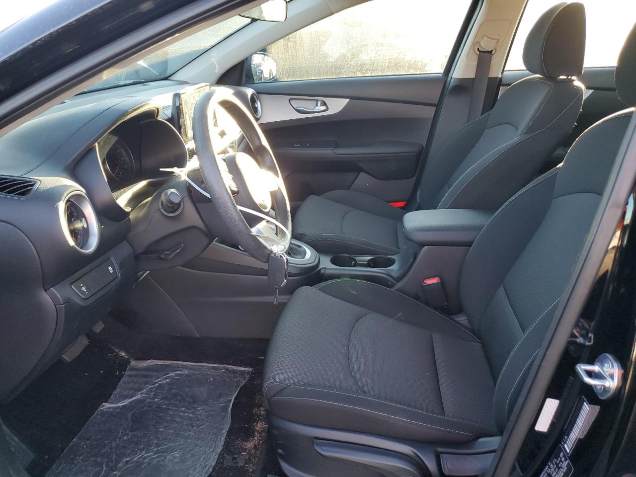 2024 KIA FORTE LX VIN:3KPF24AD1RE704841