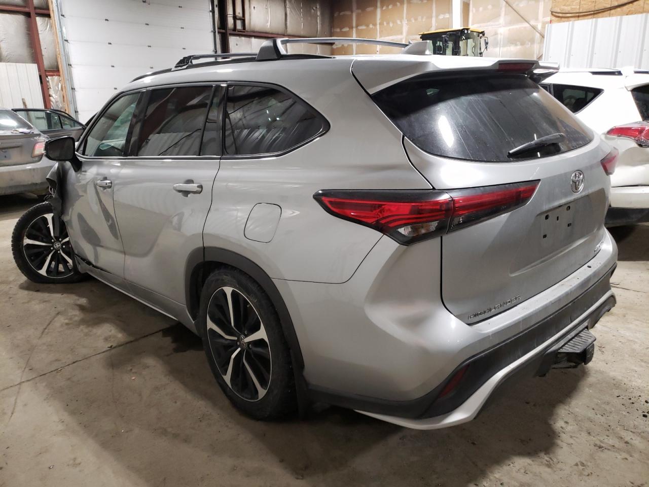 2022 TOYOTA HIGHLANDER XSE VIN:5TDJZRBH7NS203201