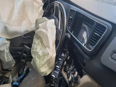 2016 Kia Carnival KNAMB81ABGS200284 VIN:KNAMB81ABGS200284