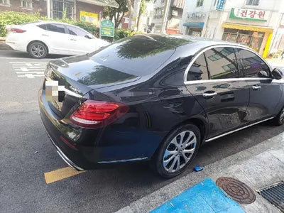 2019 Mercedes-Benz E 220 VIN: