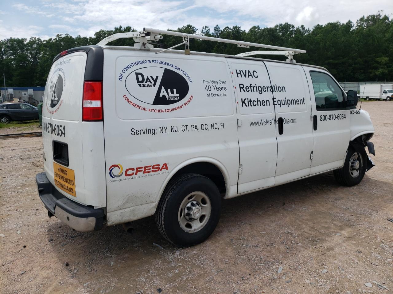 2022 CHEVROLET EXPRESS G2500  VIN:1GCWGAFP9N1285850