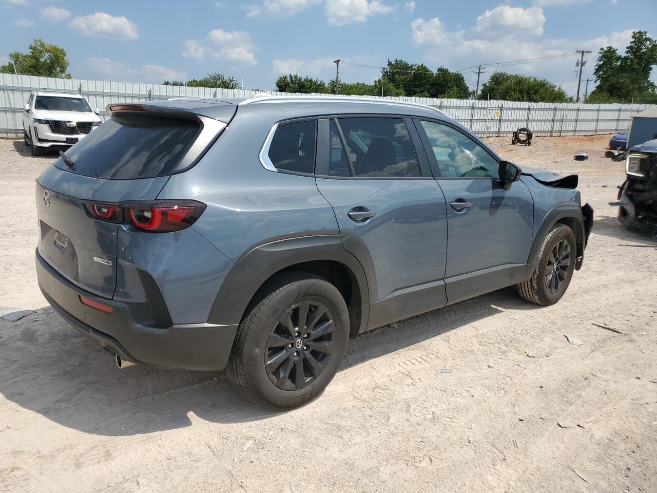 2023 MAZDA CX-50 PREFERRED PLUS VIN:7MMVABCM2PN135717