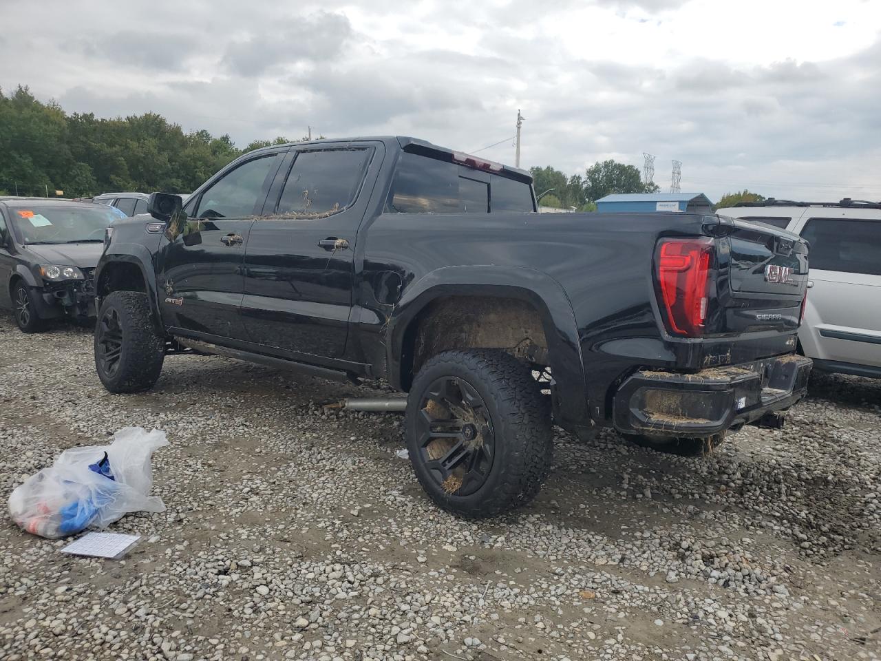2024 GMC SIERRA K1500 AT4 VIN:1GTUUEEL3RZ252145 – VIN Public