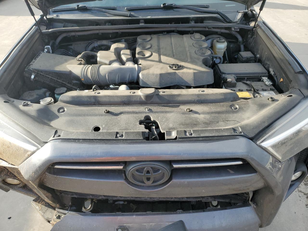 2022 TOYOTA 4RUNNER SR5 VIN:JTEEU5JR1N5270672