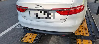 2019 Jaguar XF VIN:
