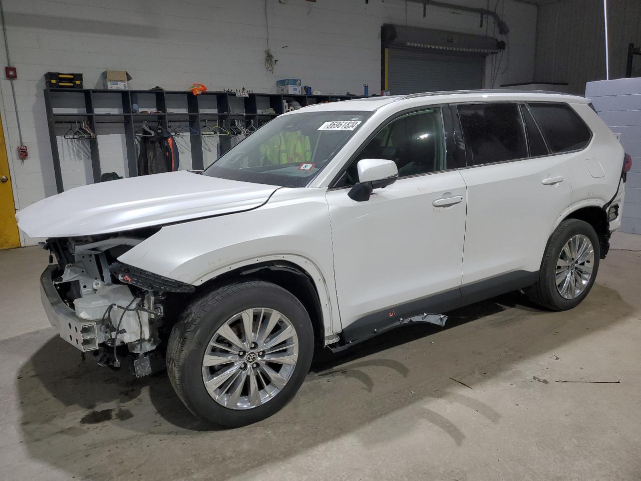 2024 TOYOTA GRAND HIGHLANDER XLE VIN:5TDAAAB55RS038673