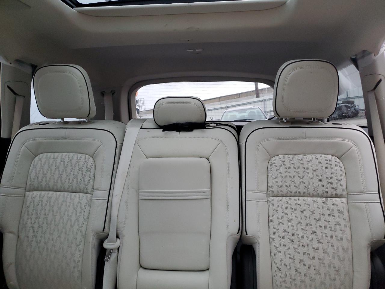 2022 LINCOLN AVIATOR BLACK LABEL VIN:5LM5J9XC1NGL00001