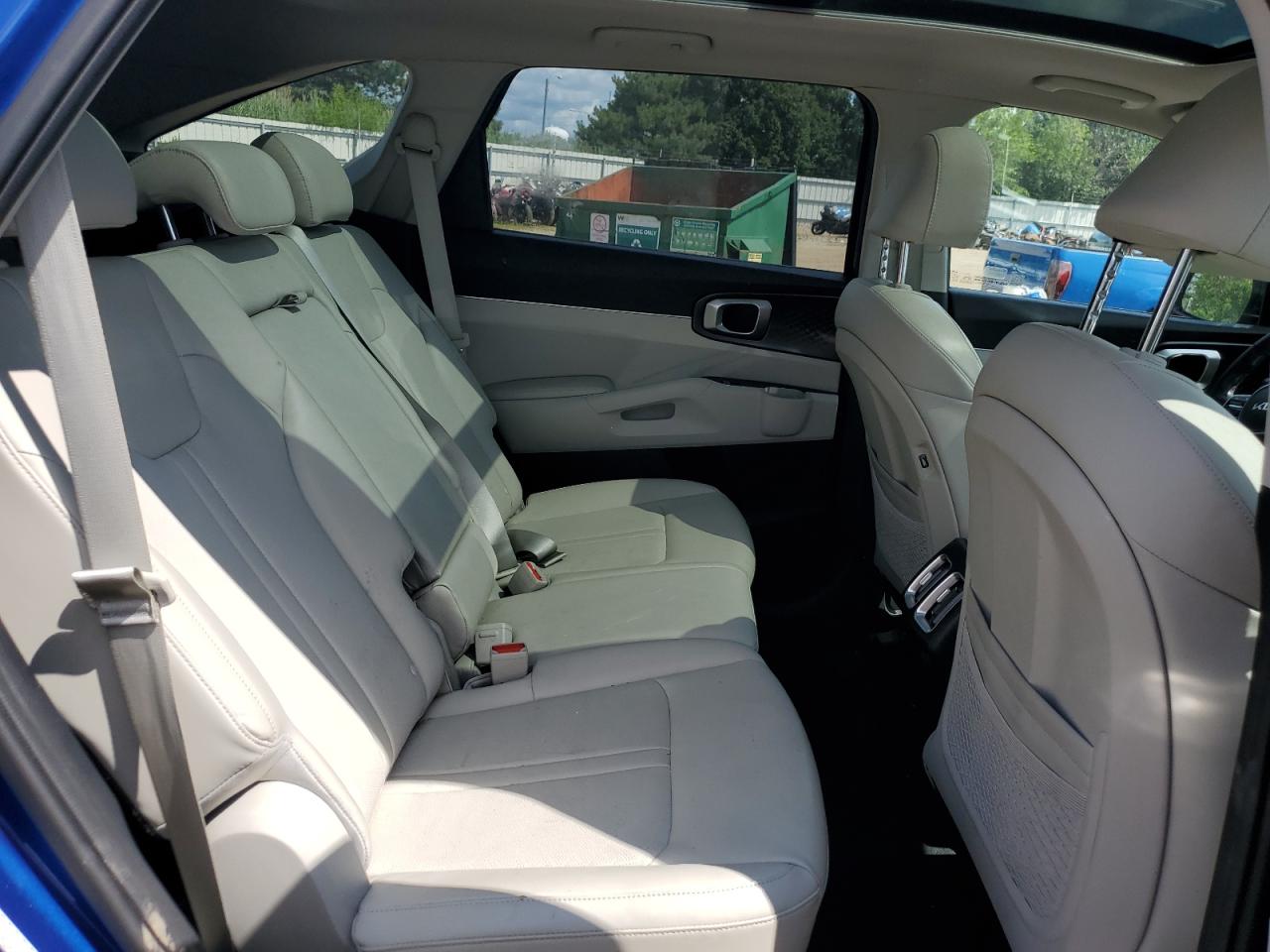 2022 KIA SORENTO S VIN:5XYRL4LC9NG093615