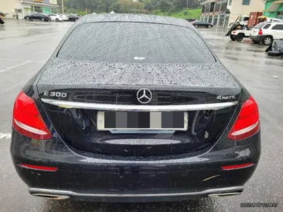 2019 Mercedes-Benz E 300 VIN: