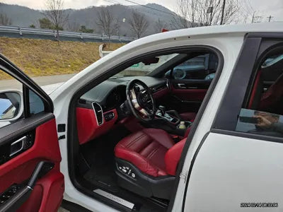 2020 Porsche Cayenne VIN: