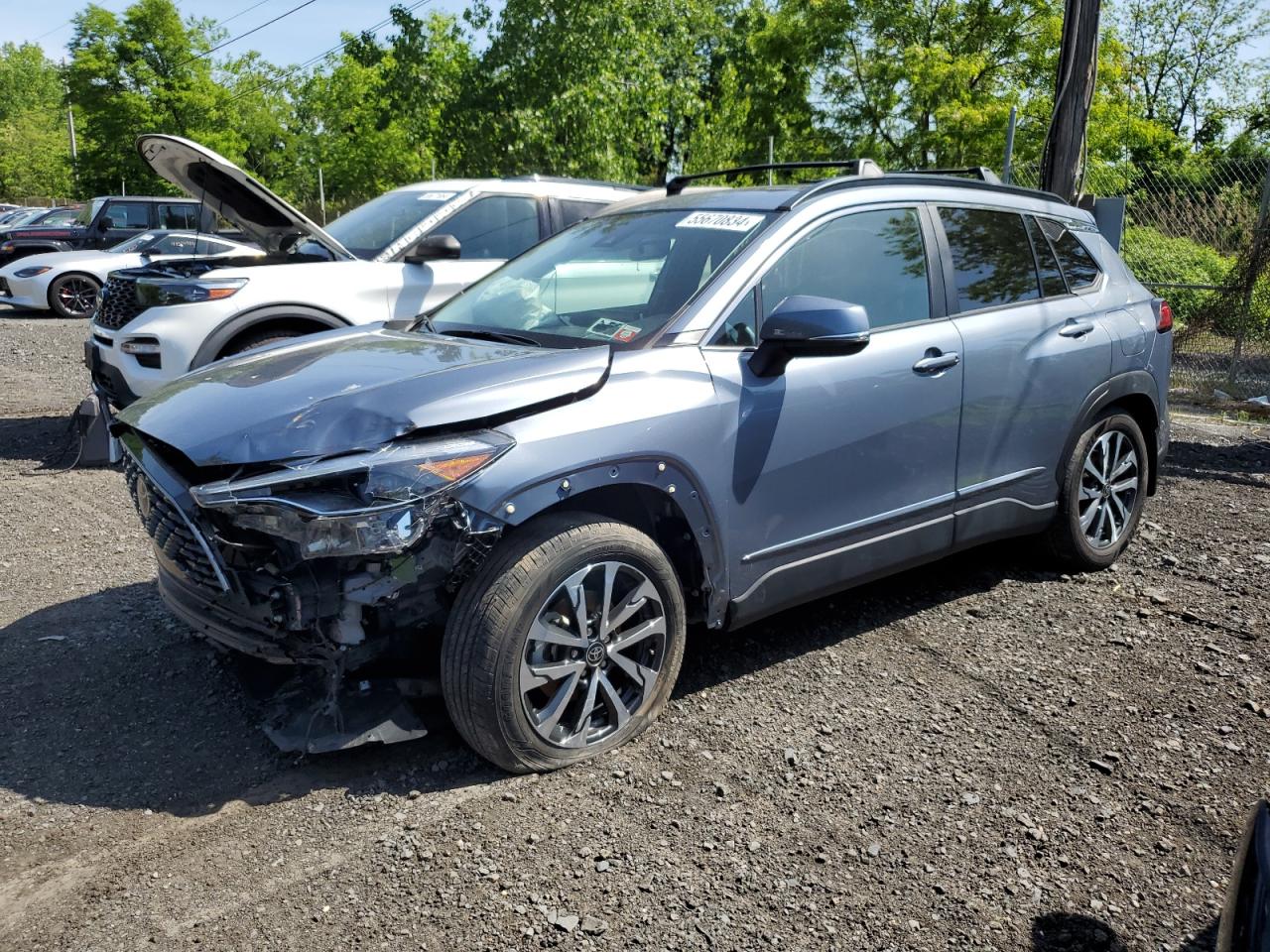 2022 TOYOTA COROLLA CROSS XLE VIN:7MUDAABG9NV015122