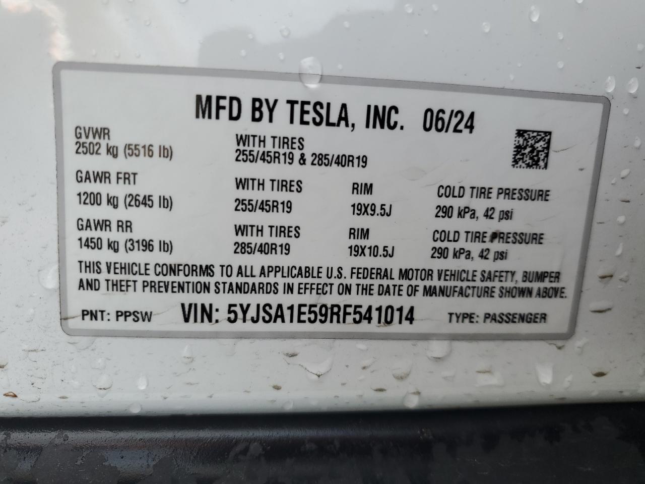 2024 TESLA MODEL S  VIN:5YJSA1E59RF541014